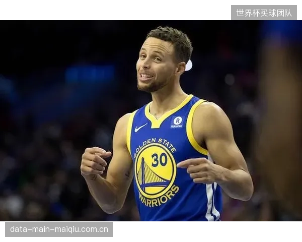 德尚的选人策略导致攻守失衡风险，精简的中场一旦遭遇伤病，球队控制力将面临巨大考验。